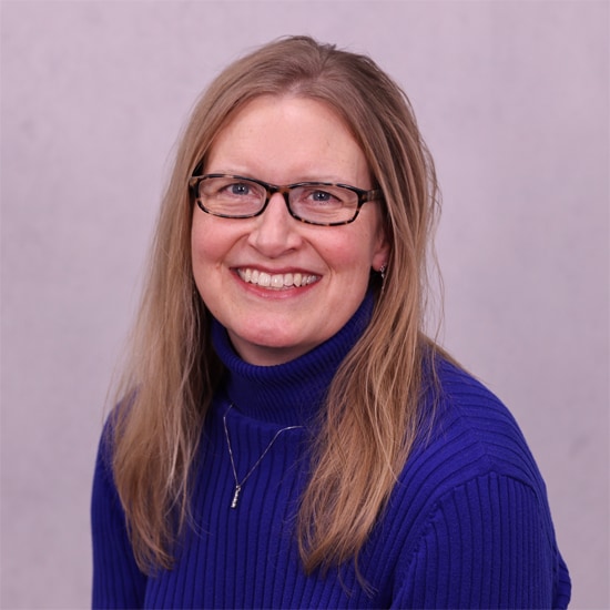 Headshot of Tina Eichstadt